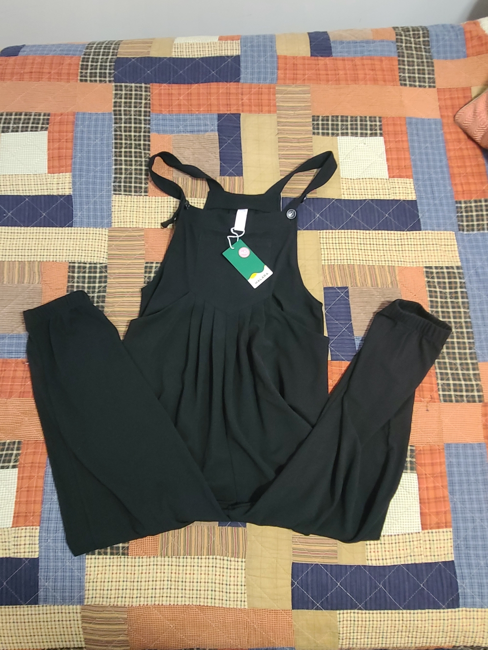 HALARA Black Relaxed-Fit Overalls Jumpsuit - Picture 4 of 5